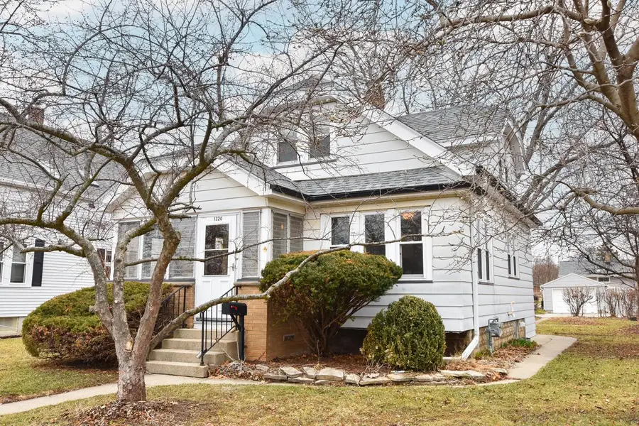 1320 Manitowoc AVENUE, South Milwaukee, WI 53172 - #3