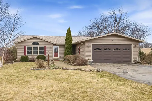 N5902 County Road Q, Jefferson, WI 53549