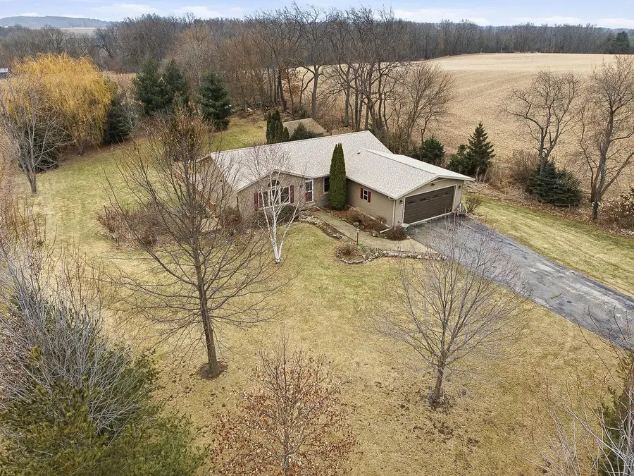 N5902 County Road Q, Jefferson, WI 53549 - #2