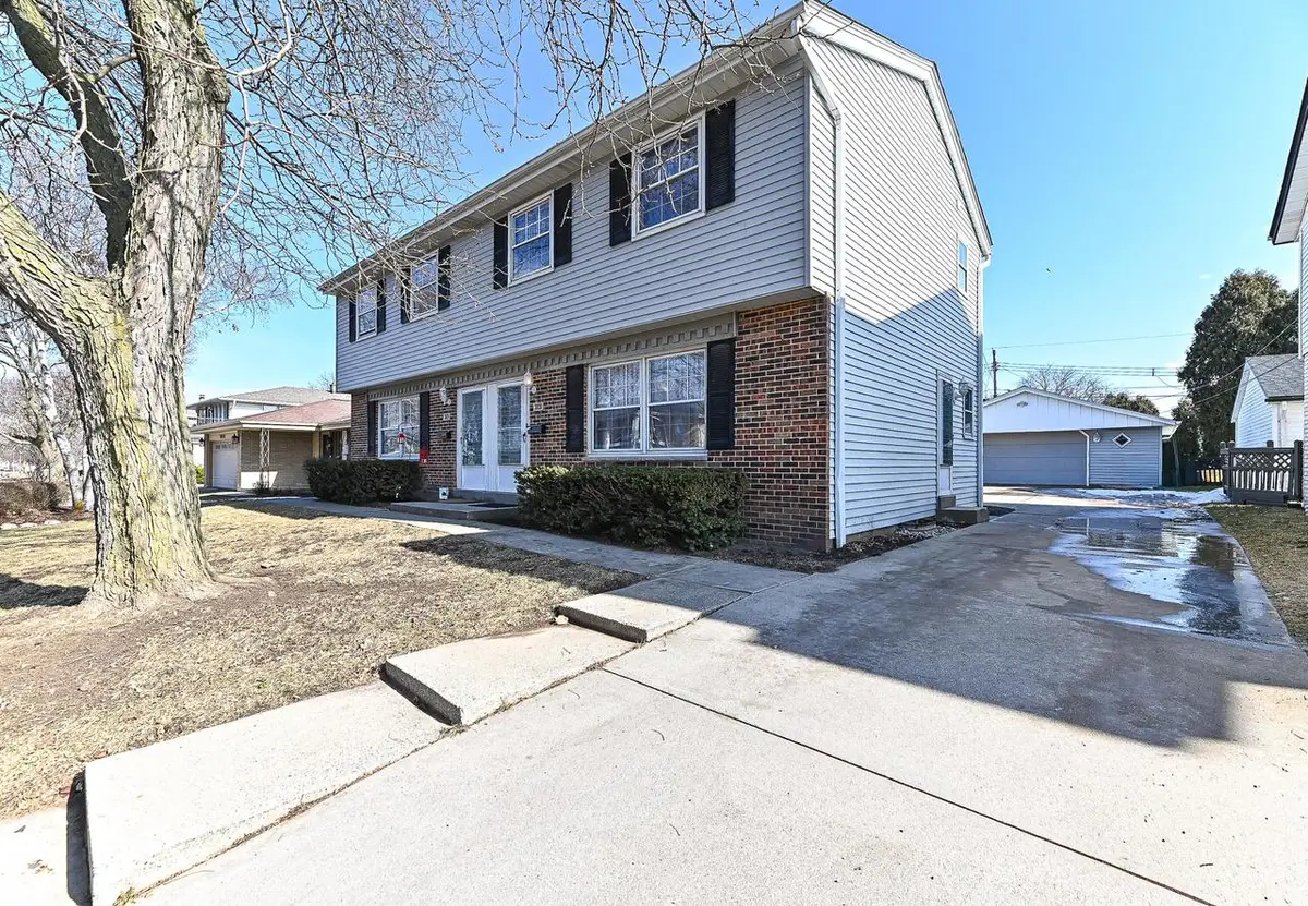 3824 S 75th STREET #3826, Milwaukee, WI 53220 - #1