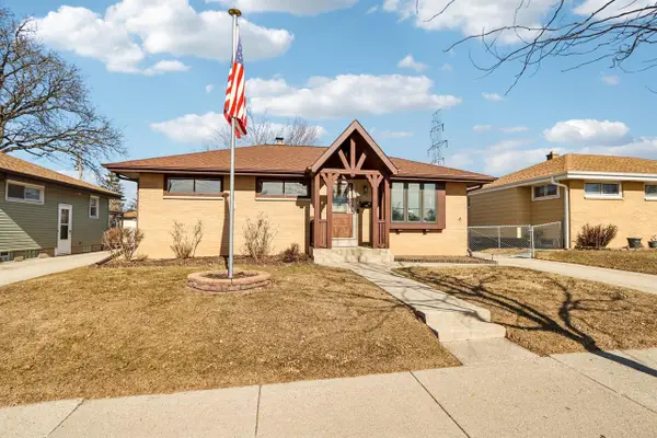 5320 W Plainfield AVENUE, Milwaukee, WI 53220