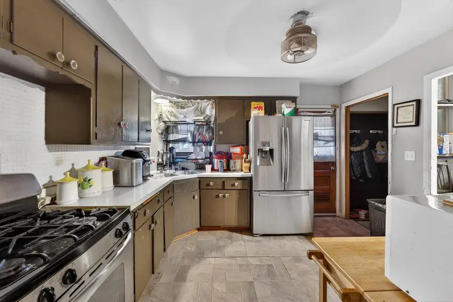 7031 W Villard AVENUE, Milwaukee, WI 53218 - #3