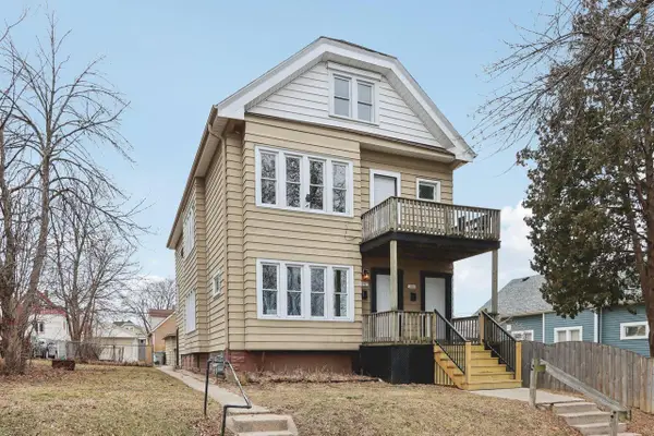 3165 S 15th STREET #3167, Milwaukee, WI 53215