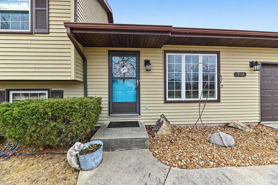 747 E Quail RUN, Oak Creek, WI 53154 - #3