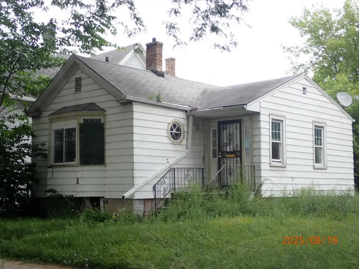 2922 N 6th STREET, Milwaukee, WI 53212 - #1