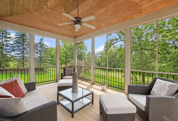 572 Trevino DRIVE, Lake Geneva, WI 53147