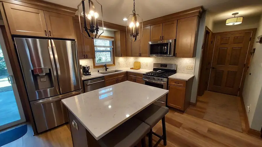 7808 W Plainsview DRIVE, Franklin, WI 53132 - #3