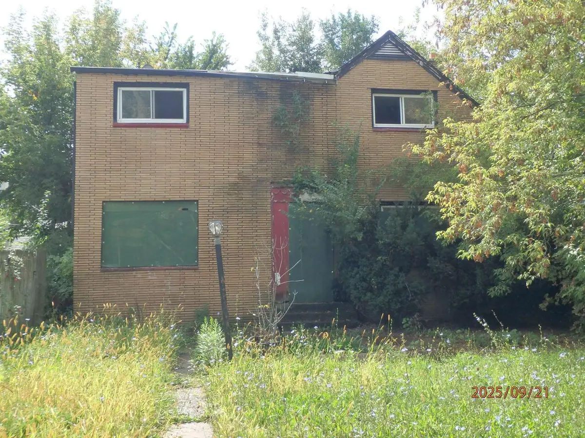 4727 W Custer AVENUE, Milwaukee, WI 53218 - #1