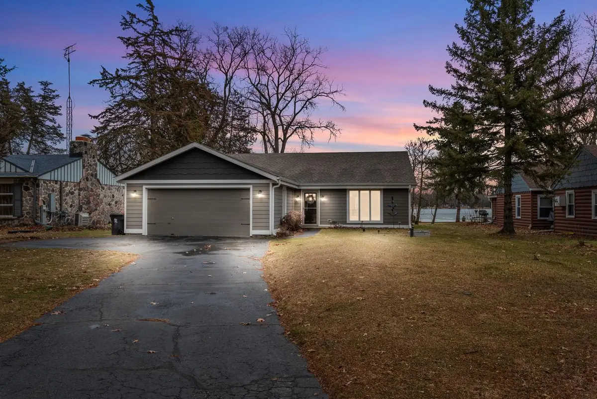 W379S4806 W Pretty Lake ROAD, Dousman, WI 53118 - #1