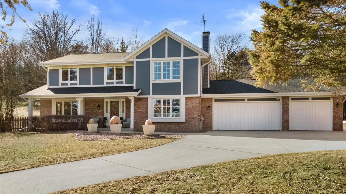 N6119 Willow CIRCLE, Sullivan, WI 53178 - #1