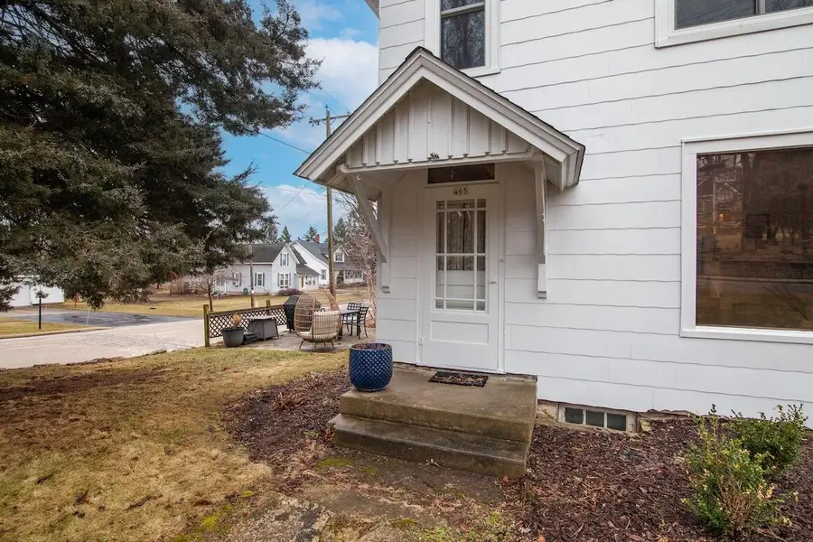 403 W Capitol DRIVE, Hartland, WI 53029 - #2