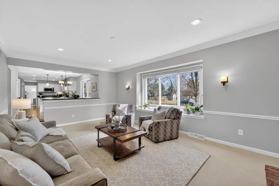 12714 N Meadow CIRCLE W, Mequon, WI 53092 - #3