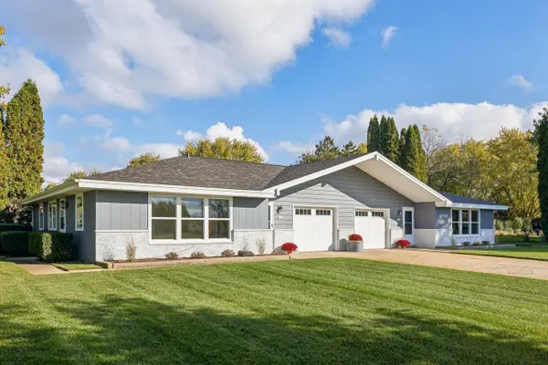 N8306 Greenwald COURT #N8304, East Troy, WI 53120