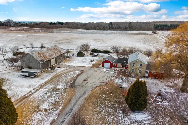 5325 County Highway X, Cleveland, WI 53015