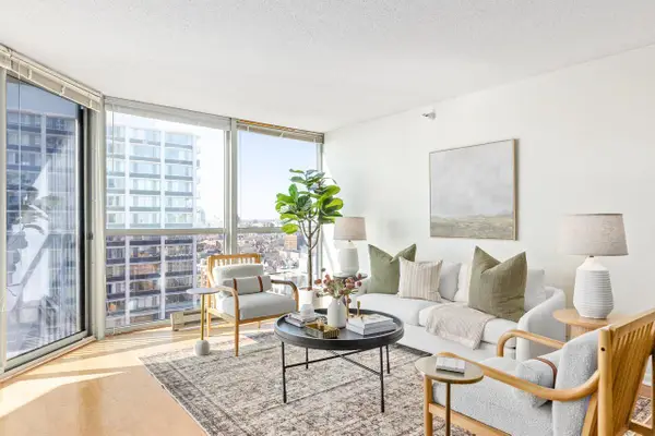 1660 N Prospect AVENUE #1807, Milwaukee, WI 53202