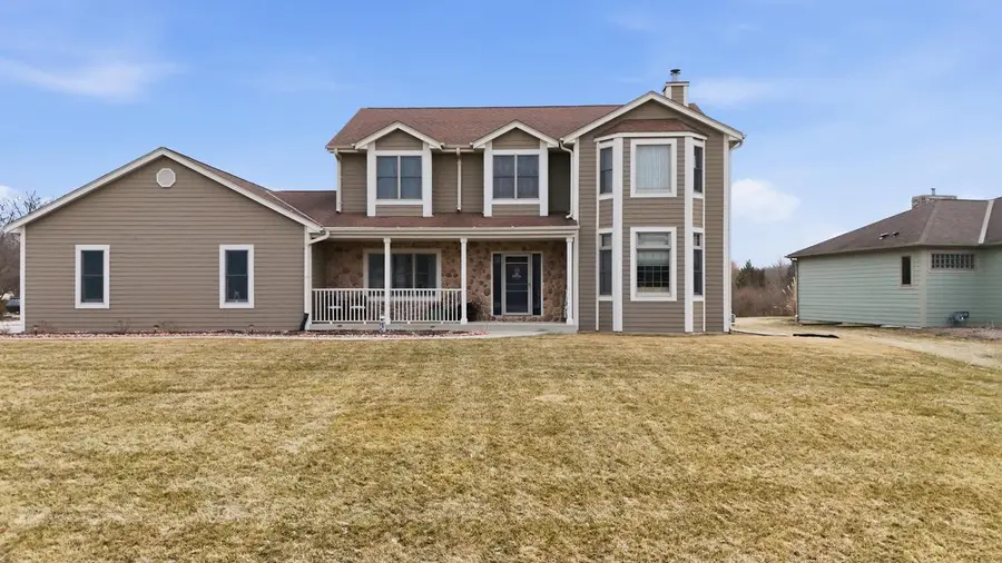 6817 Sandy LANE, Waterford, WI 53185 - #2