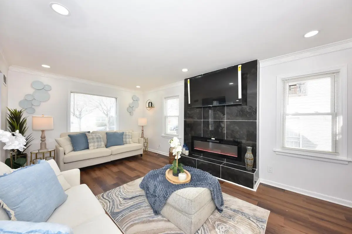 4348 N 19th STREET, Milwaukee, WI 53209 - #1