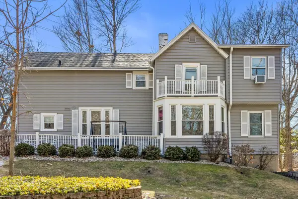 W2851 Swinghurst LANE, Lake Geneva, WI 53147