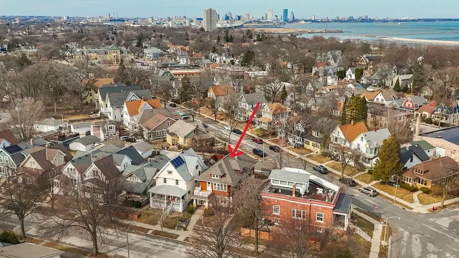 2220 E Bennett AVENUE #2222, Milwaukee, WI 53207 - #2