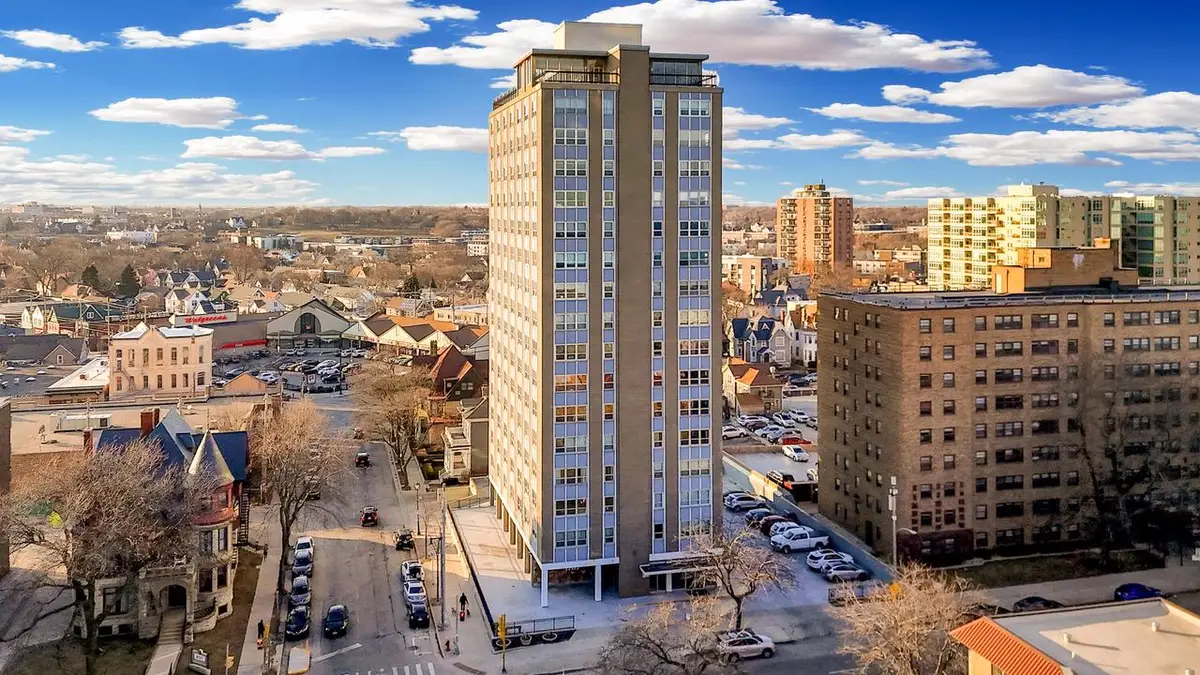 1707 N Prospect AVENUE #11B, Milwaukee, WI 53202 - #1