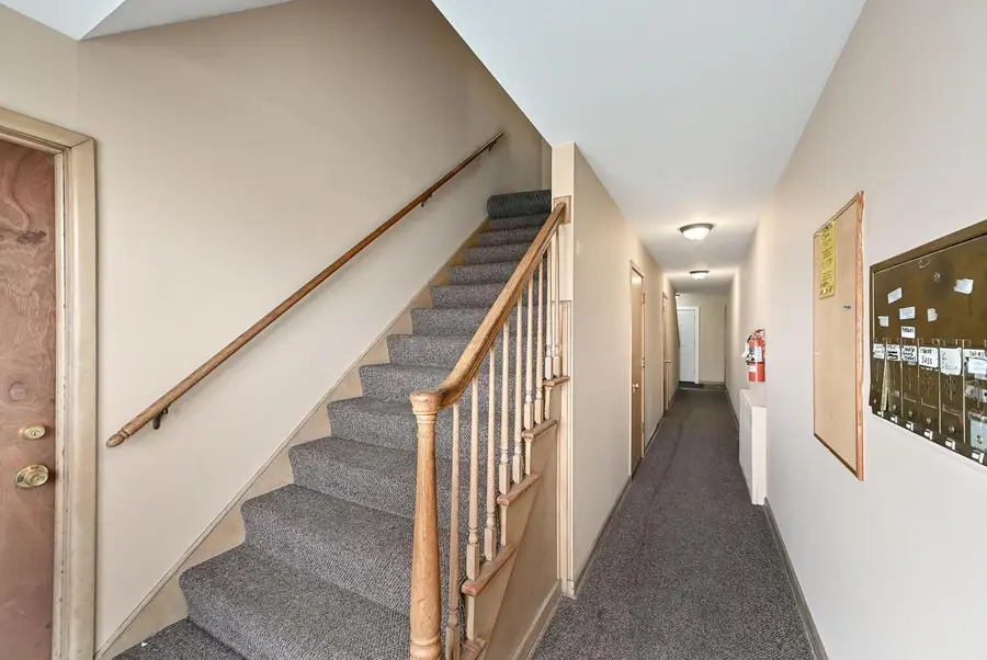 7007 W Becher STREET, Milwaukee, WI 53219 - #3