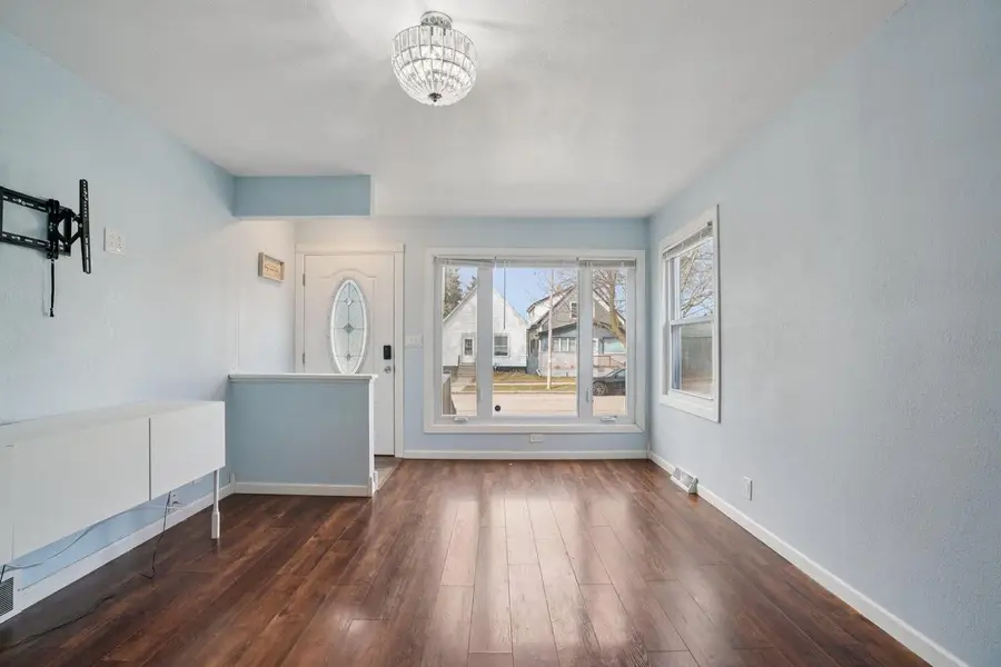 3937 E Squire AVENUE, Cudahy, WI 53110 - #3