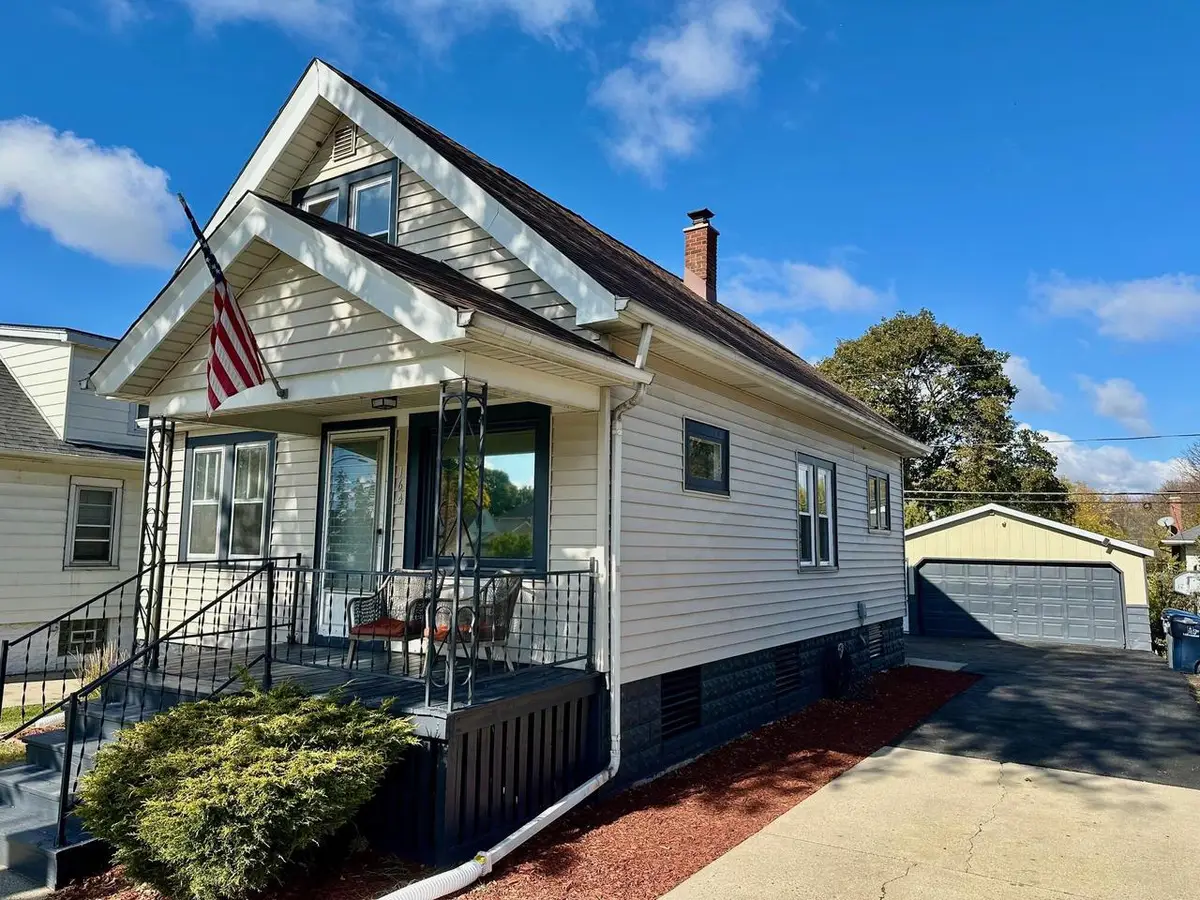 164 W Howard AVENUE, Milwaukee, WI 53207 - #1