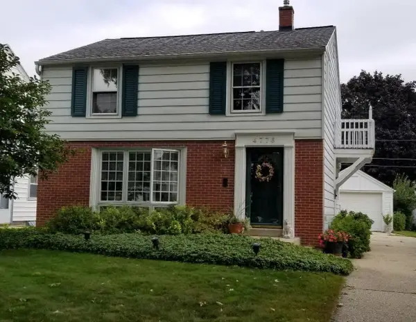 4776 N Hollywood AVENUE, Whitefish Bay, WI 53211