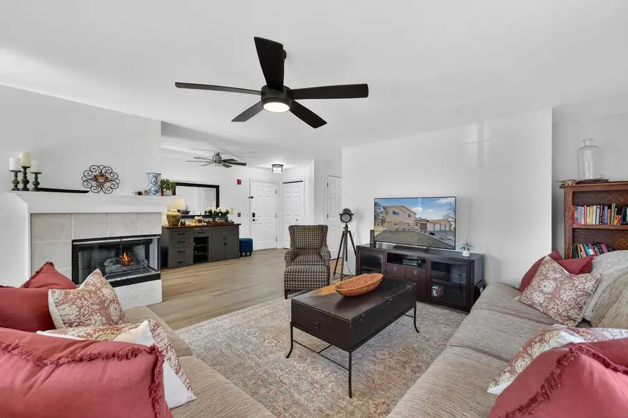 129 S Curtis STREET #1121, Lake Geneva, WI 53147 - #3