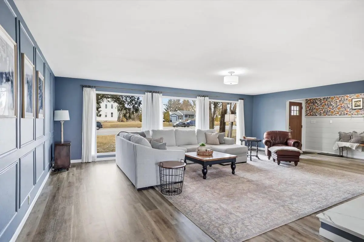 6111 State Highway 60, Hartford, WI 53027 - #1