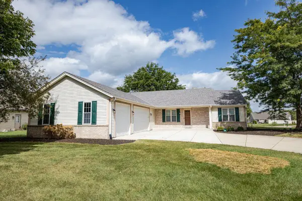 8422 Virginia CIRCLE, Waterford, WI 53185