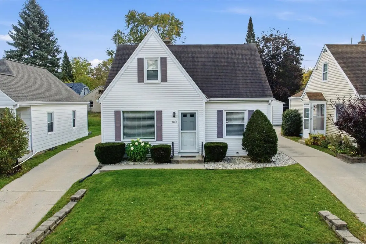 7637 Eagle STREET, Wauwatosa, WI 53213 - #1