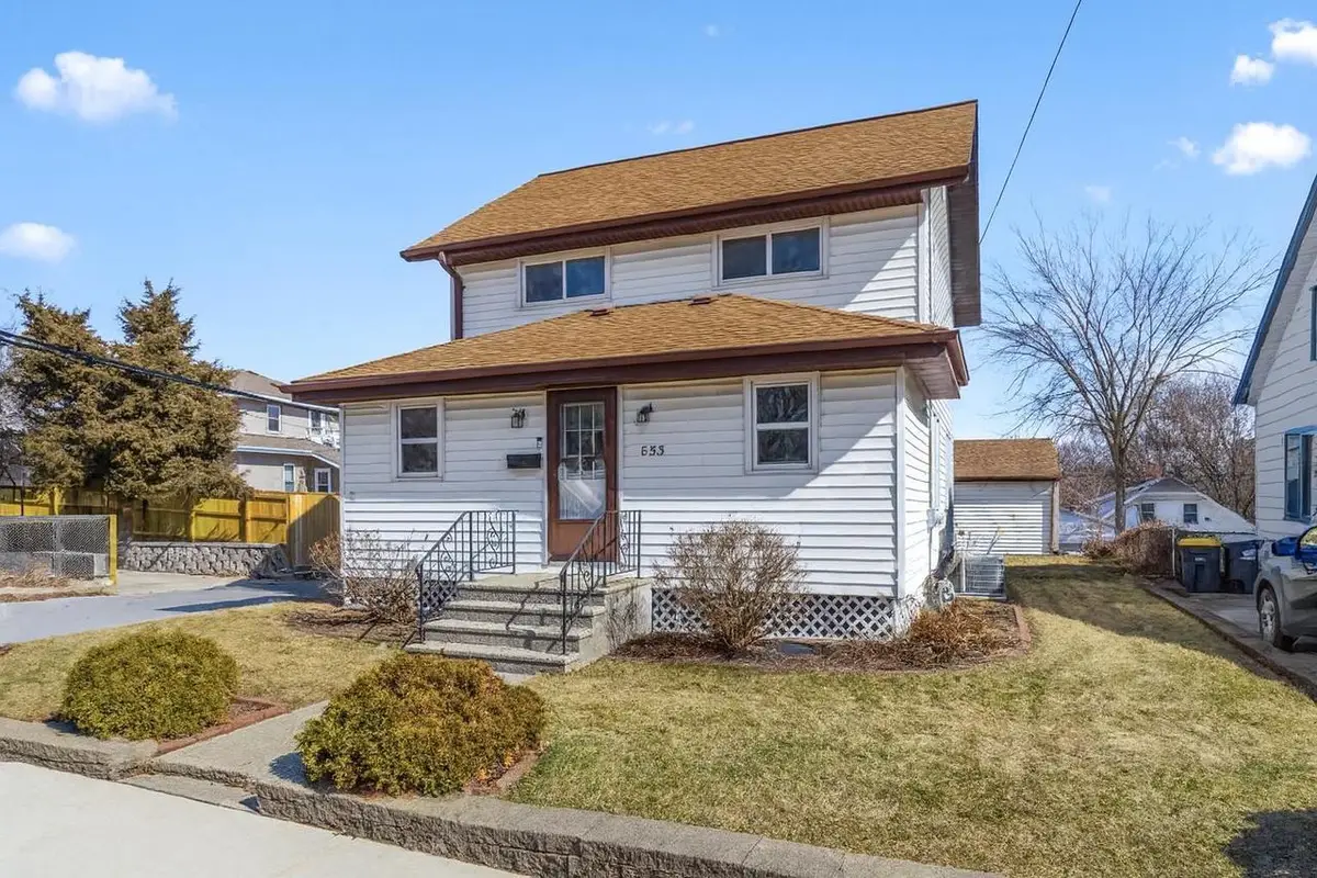 853 Genesee STREET, Waukesha, WI 53186 - #1