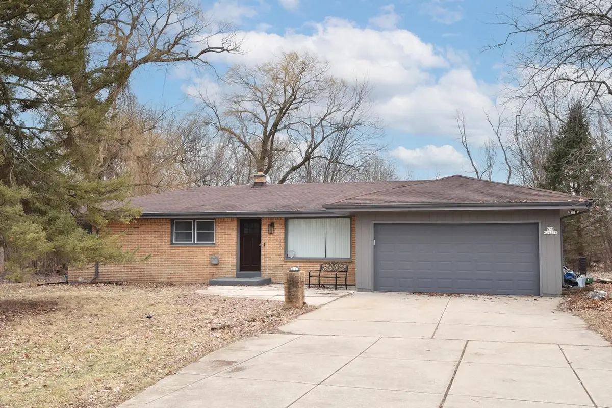 N28W24239 Watertown ROAD, Pewaukee, WI 53072 - #1