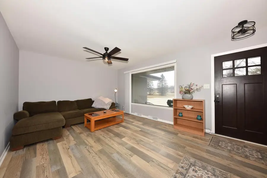 N28W24239 Watertown ROAD, Pewaukee, WI 53072 - #2