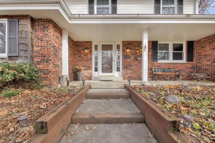 2550 Harmony CIRCLE, Brookfield, WI 53045 - #2