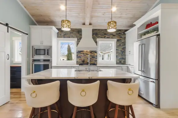 529 Warren STREET, Lake Geneva, WI 53147