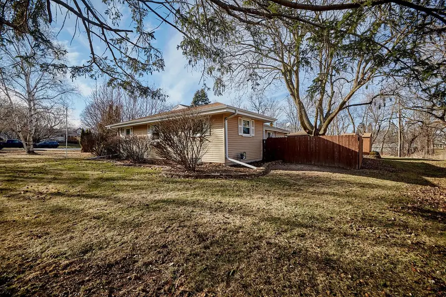 18700 Moor COURT, Brookfield, WI 53045 - #3