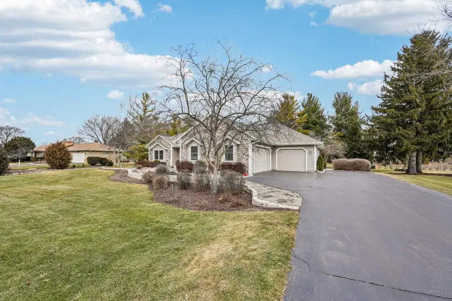 N32W22121 Hill N Dale CIRCLE, Pewaukee, WI 53072 - #3