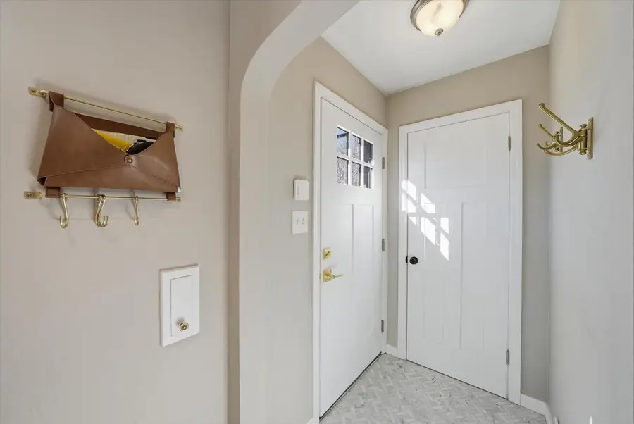 2846 N 81st STREET, Milwaukee, WI 53222 - #3