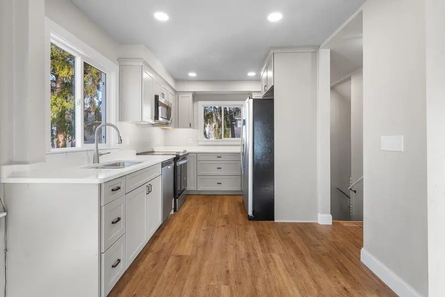 183 E MCWILLIAMS STREET, Fond Du Lac, WI 54935 - #3