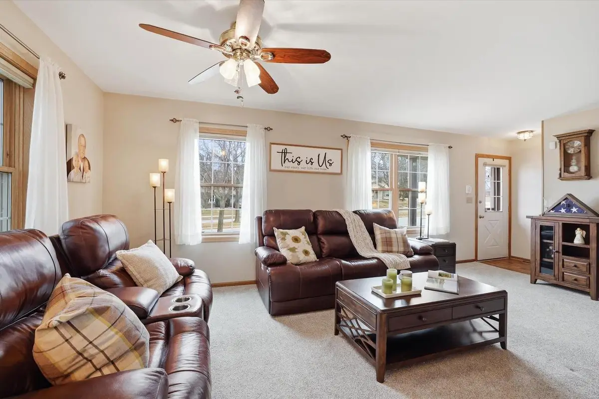 581 Hartridge DRIVE #1, Hartland, WI 53029 - #1