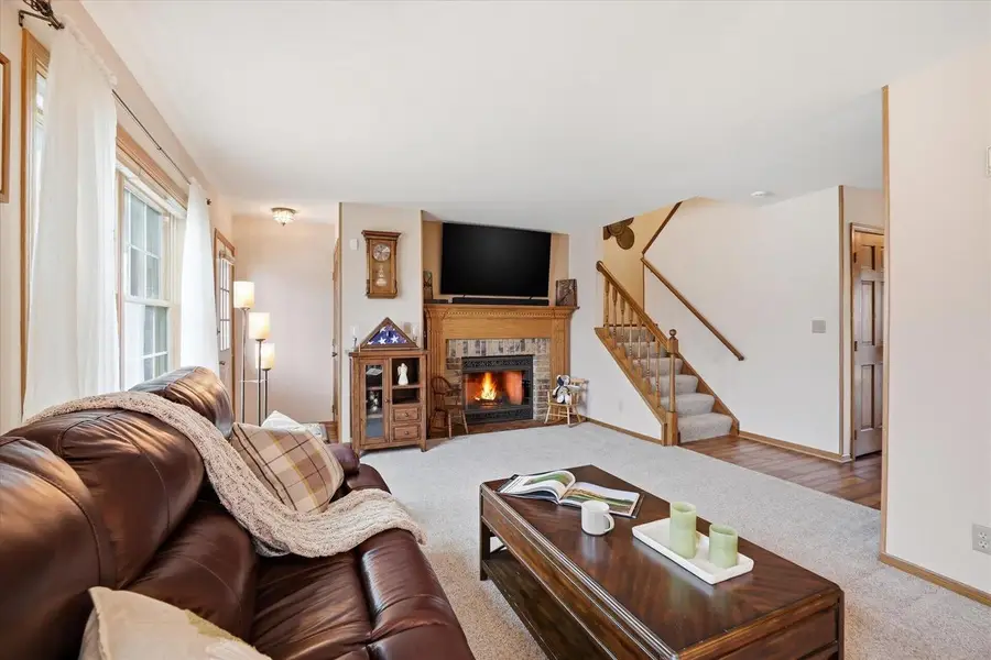 581 Hartridge DRIVE #1, Hartland, WI 53029 - #3