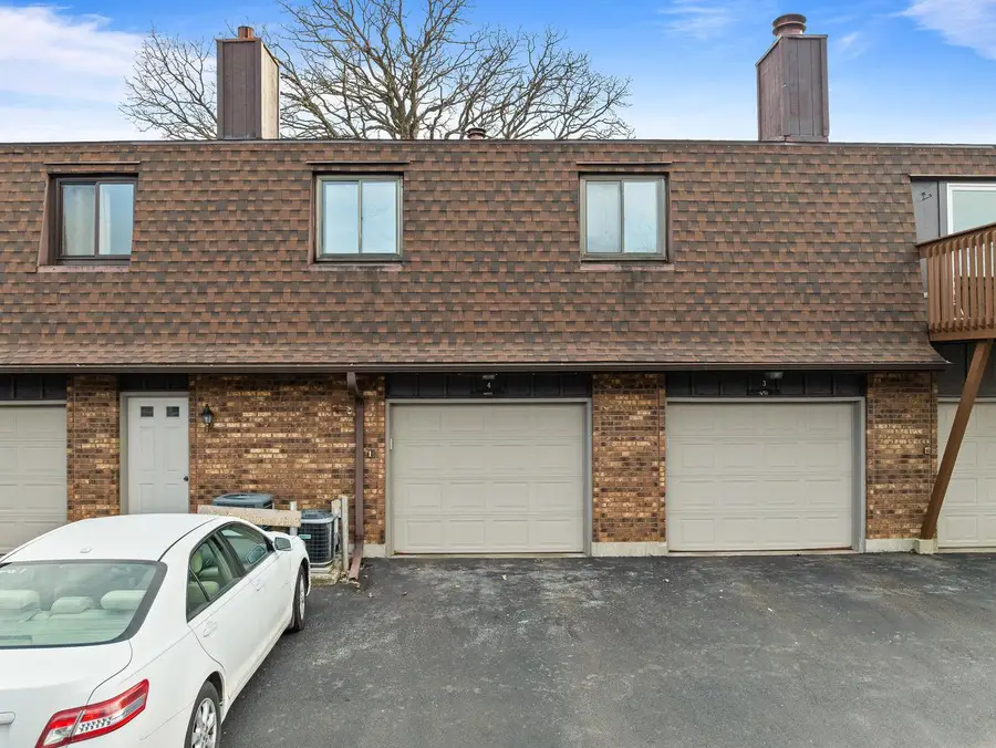 620 Bowers BOULEVARD #4, Delavan, WI 53115 - #3