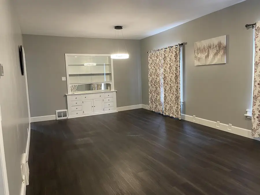 1234 Bluff AVENUE, Sheboygan, WI 53081 - #3