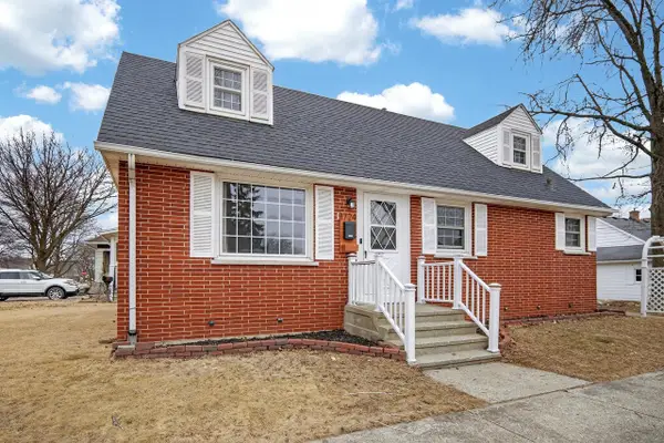 1724 39th STREET, Kenosha, WI 53140