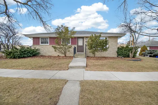 7954 45th AVENUE, Kenosha, WI 53142