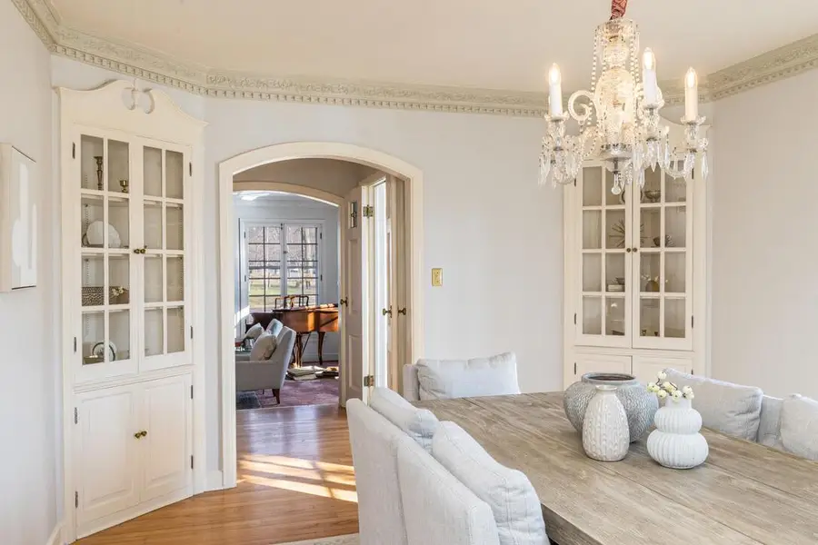 4665 N Ardmore AVENUE, Whitefish Bay, WI 53211 - #2