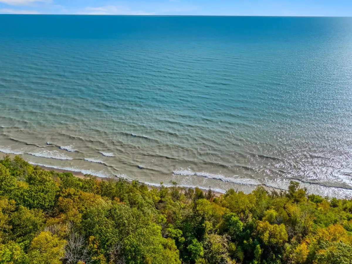 13600 N LAKE SHORE DRIVE, Mequon, WI 53092 - #1