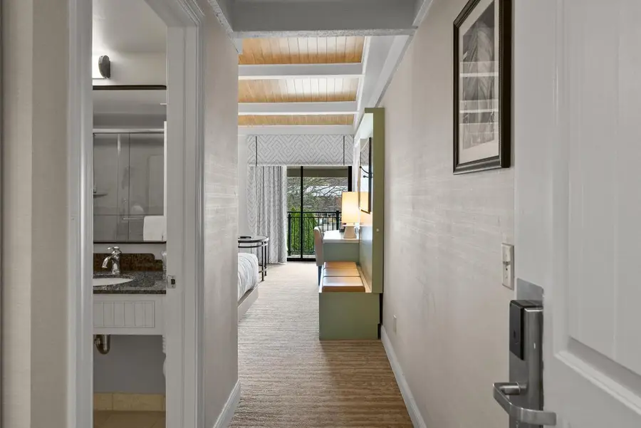 269 Fontana BOULEVARD #2668, Fontana, WI 53125 - #2